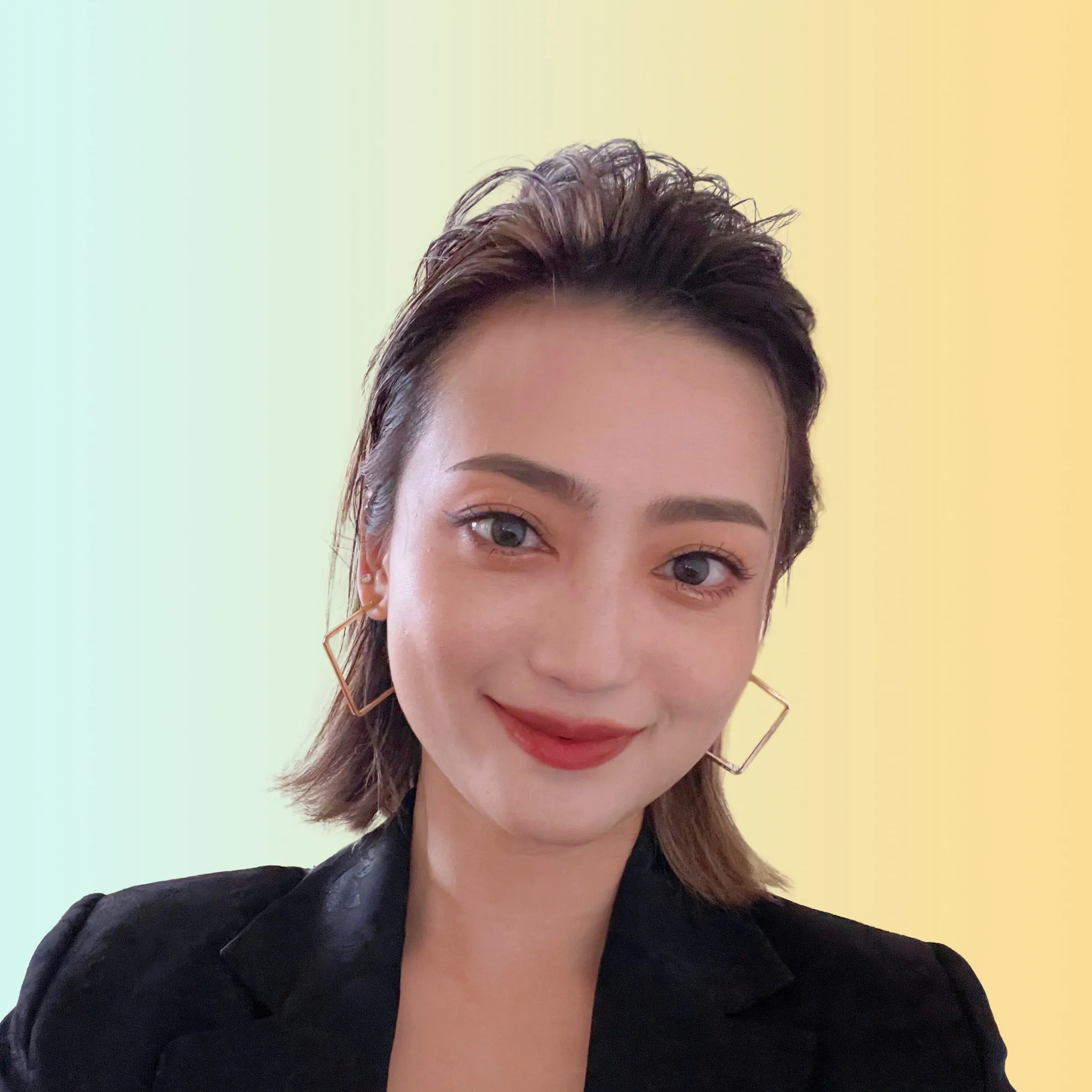 Qiao Huang